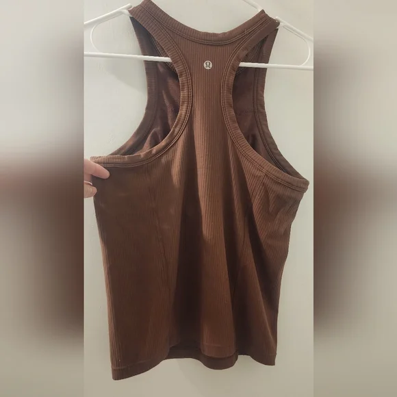 Lululemon Brown Sleeveless Top, Size 8. - Picture 5 of 7